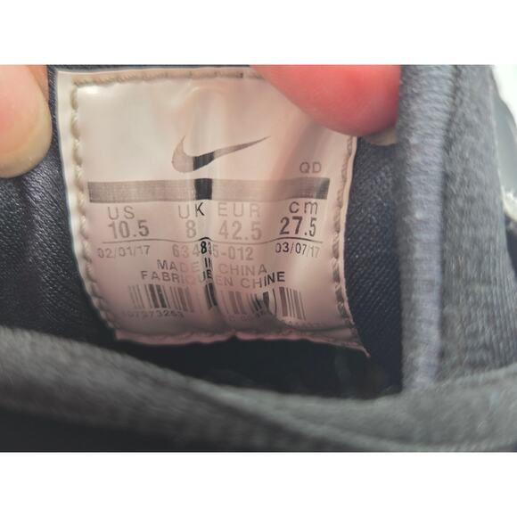 Nike Air Huarache Run Womens Size 10.5 Black Athletic Shoes Sneakers 634835-012 - Picture 8 of 8